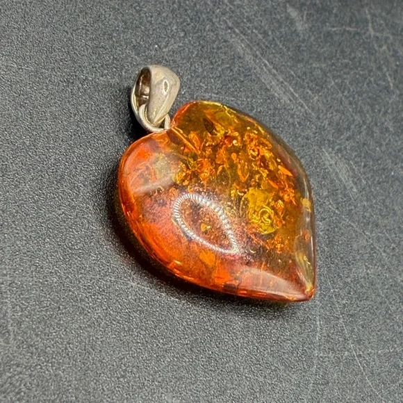 Vintage Amber Heart Shaped Jewelry Pendant Charm, Sterling Silver 925 Bail - Picture 6 of 10